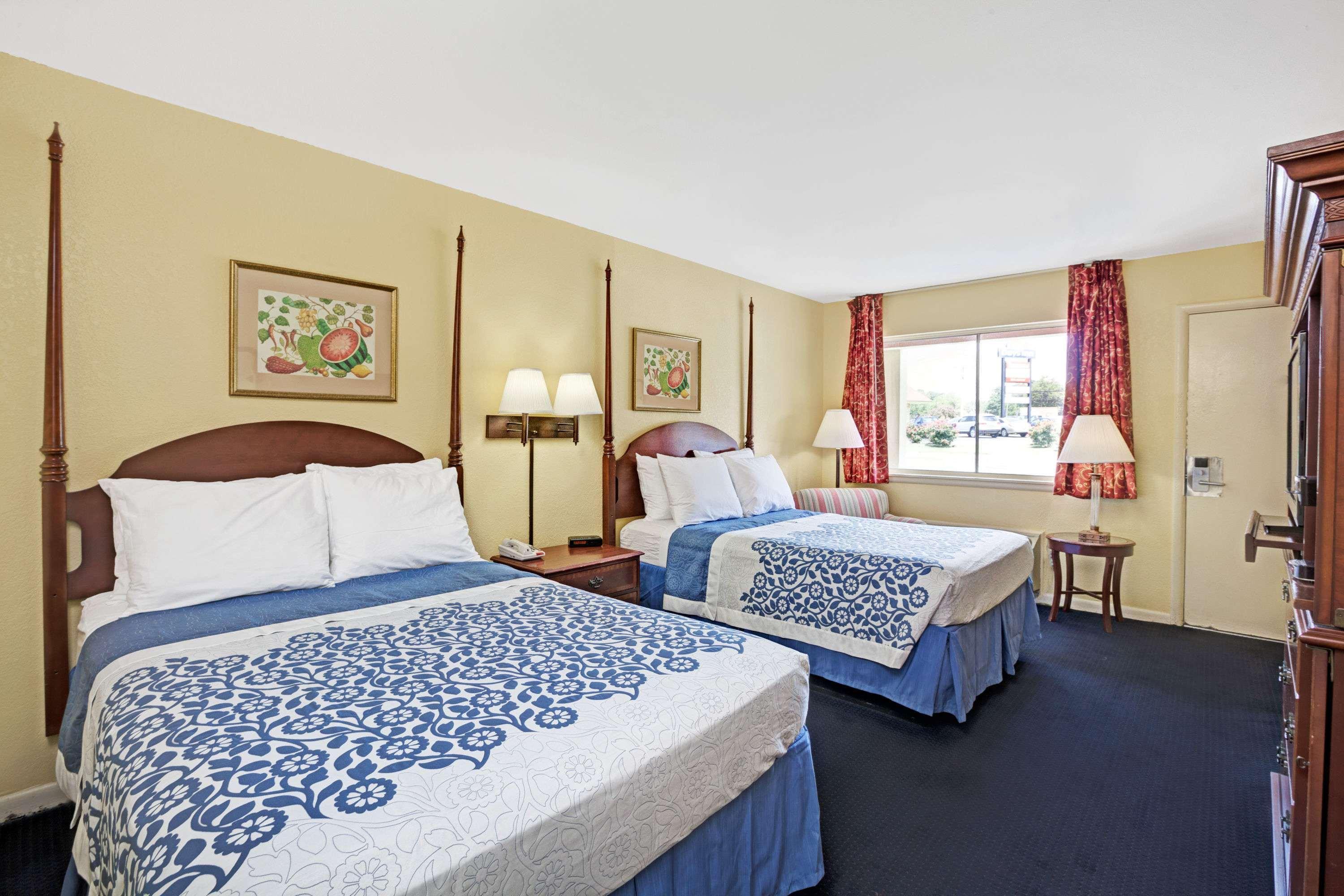 Days Inn By Wyndham Newport News Luaran gambar