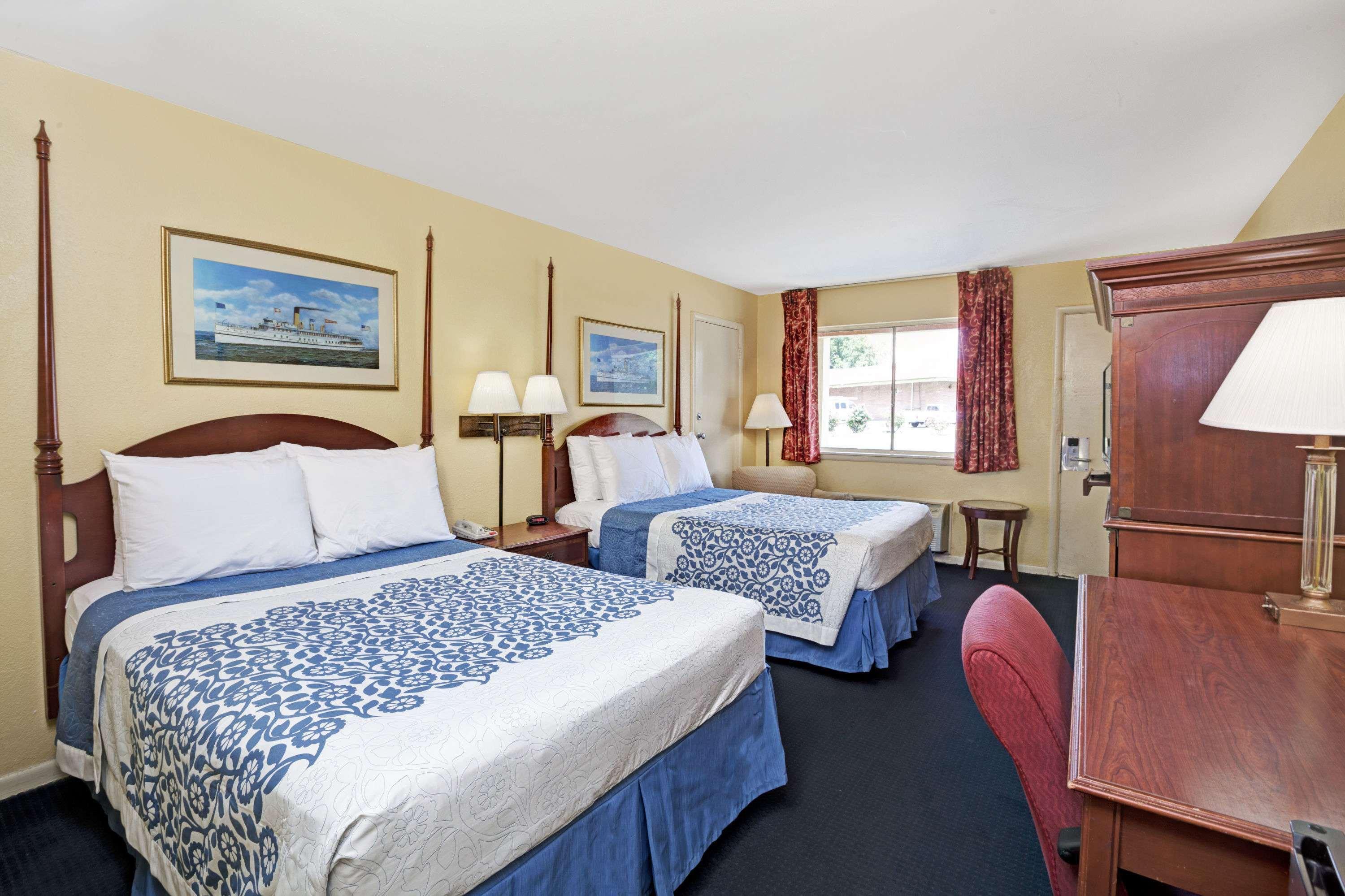 Days Inn By Wyndham Newport News Luaran gambar